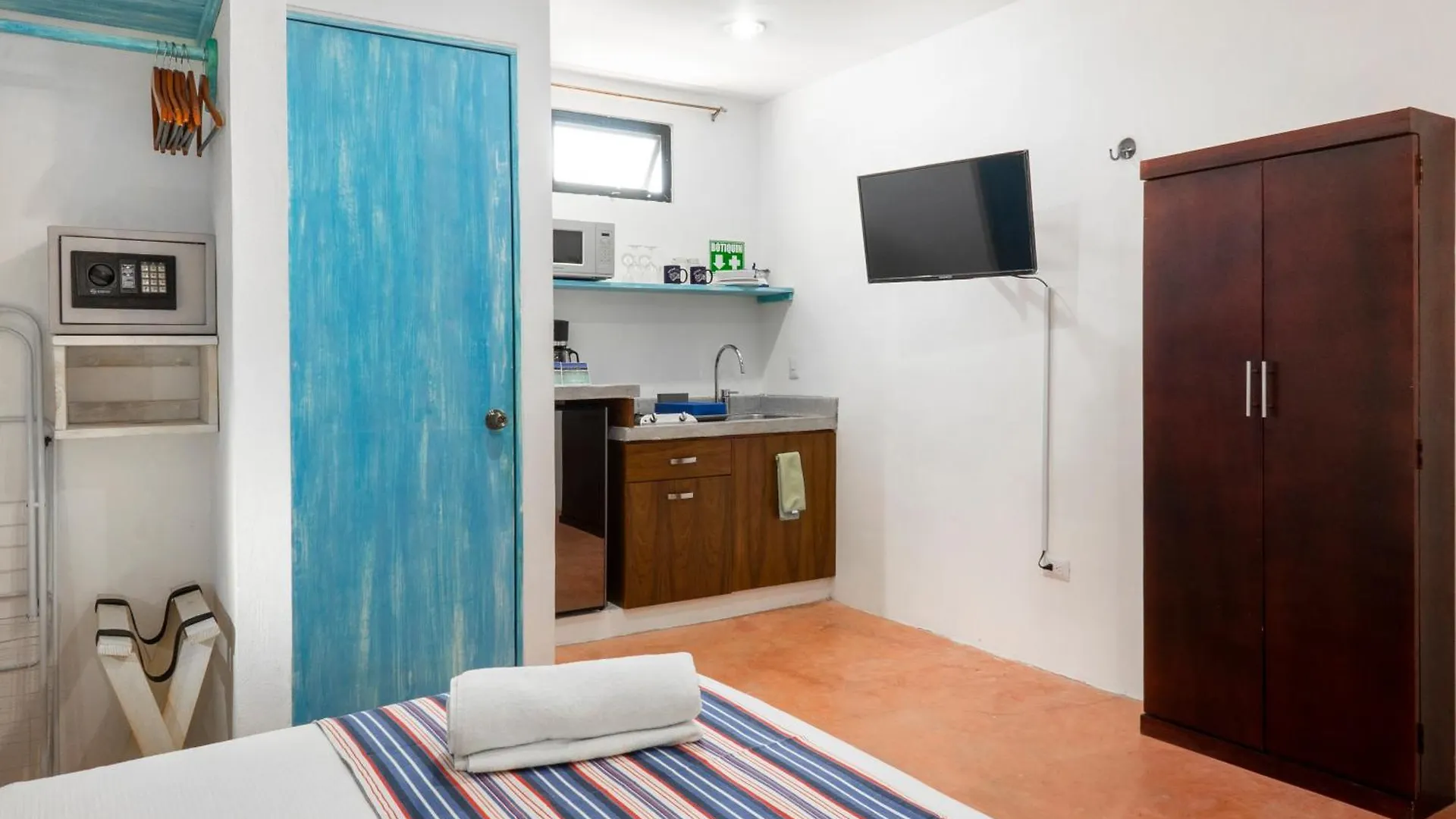 Casa Toloc Tulum Aparthotel